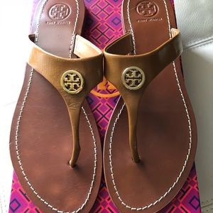 Tory Burch Gold/Tan Thong-Patent Sandals Size 8